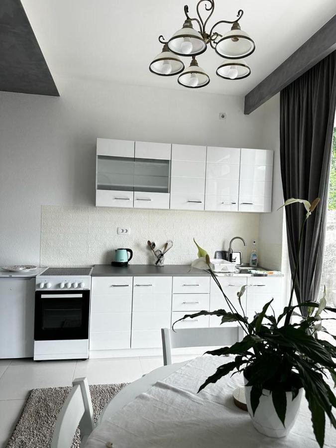Apartments Boka Pearl Kotor Bagian luar foto
