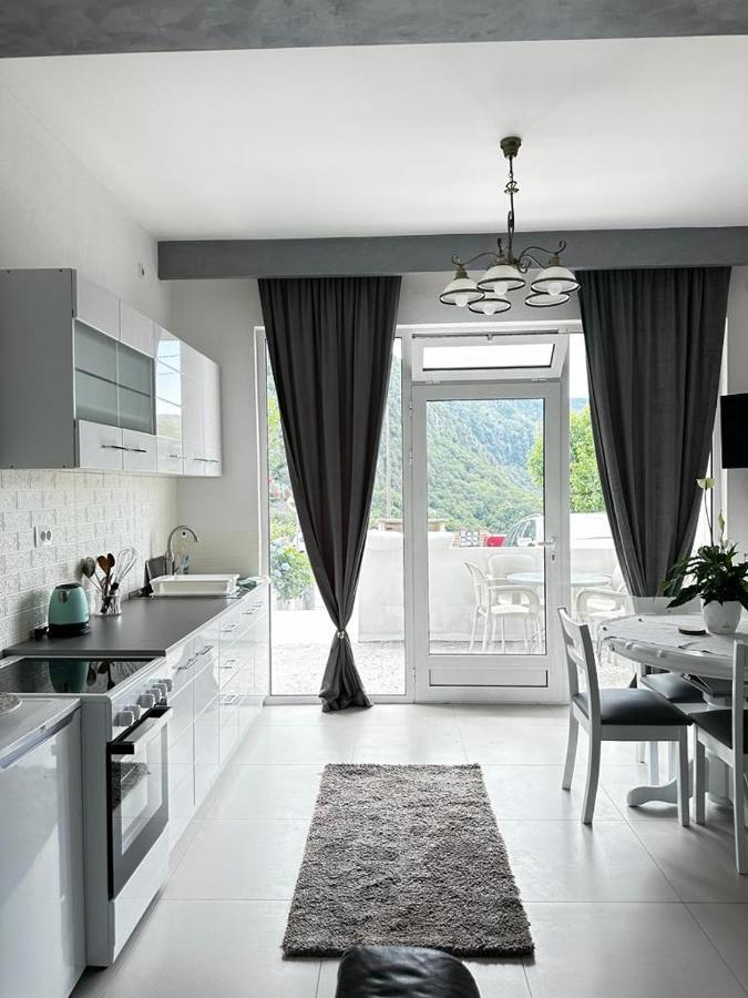 Apartments Boka Pearl Kotor Bagian luar foto