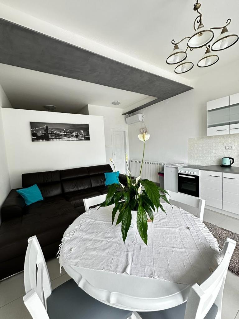 Apartments Boka Pearl Kotor Bagian luar foto