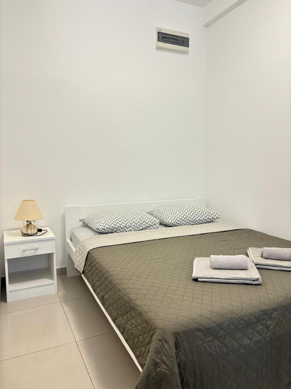 Apartments Boka Pearl Kotor Bagian luar foto