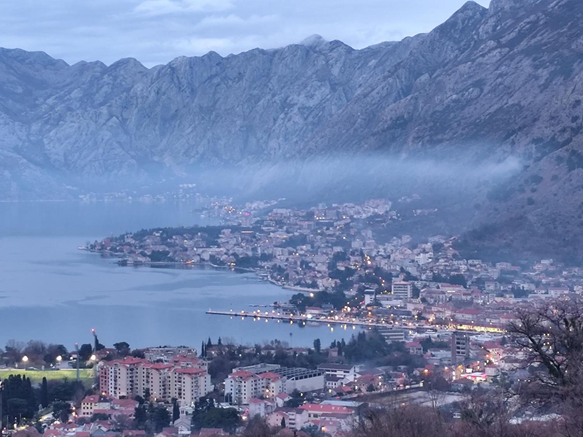 Apartments Boka Pearl Kotor Bagian luar foto