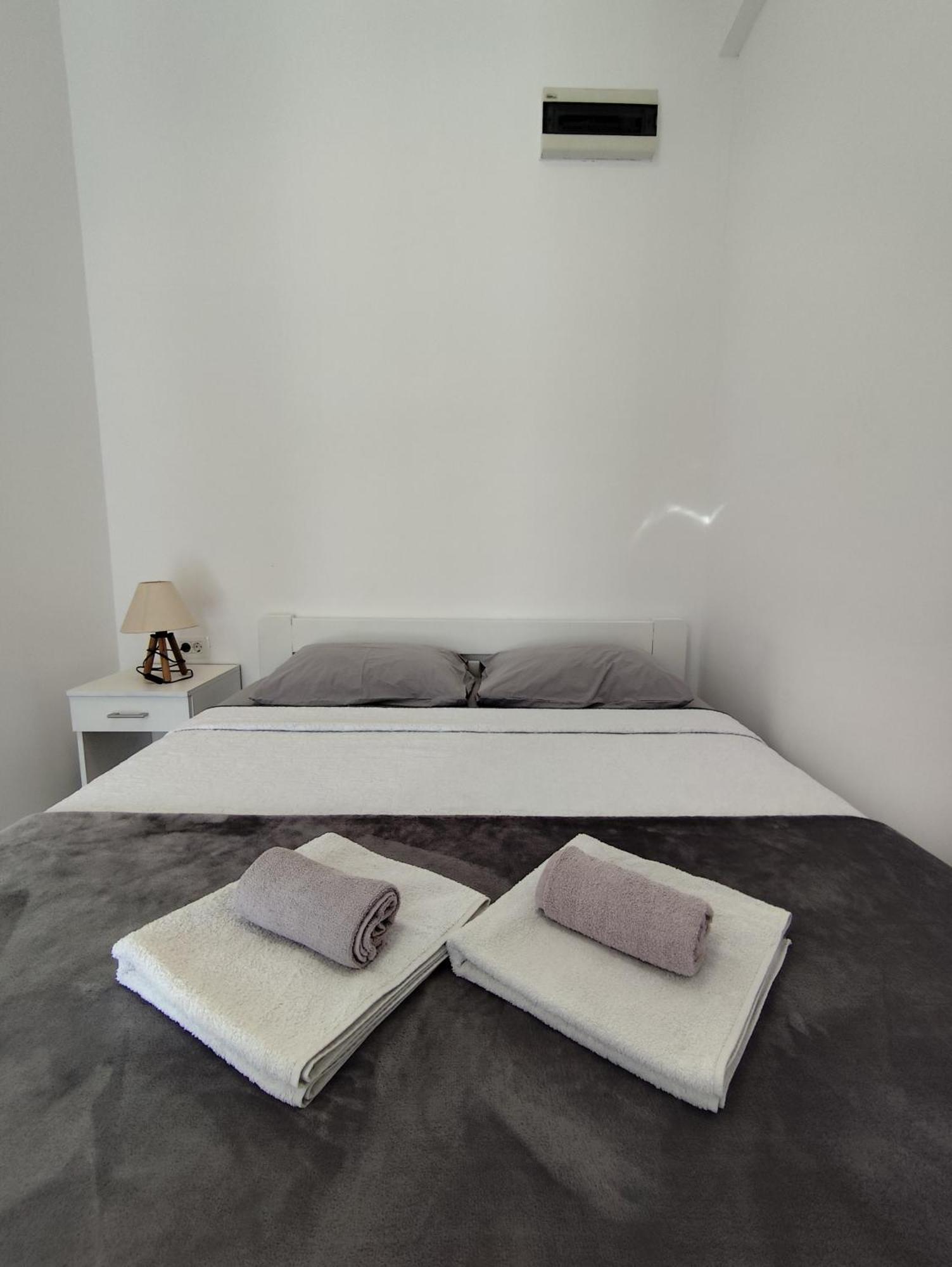 Apartments Boka Pearl Kotor Bagian luar foto