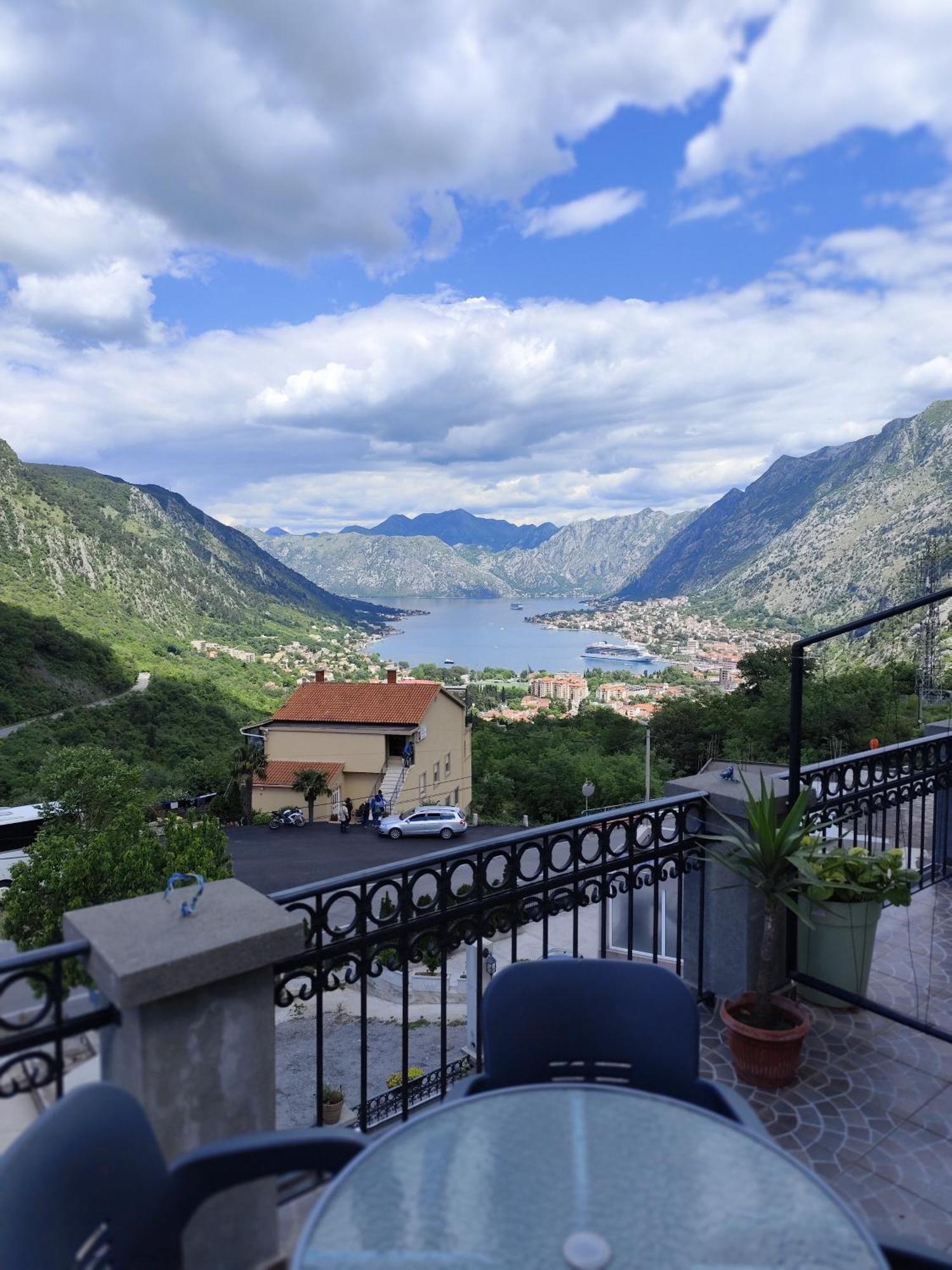 Apartments Boka Pearl Kotor Bagian luar foto